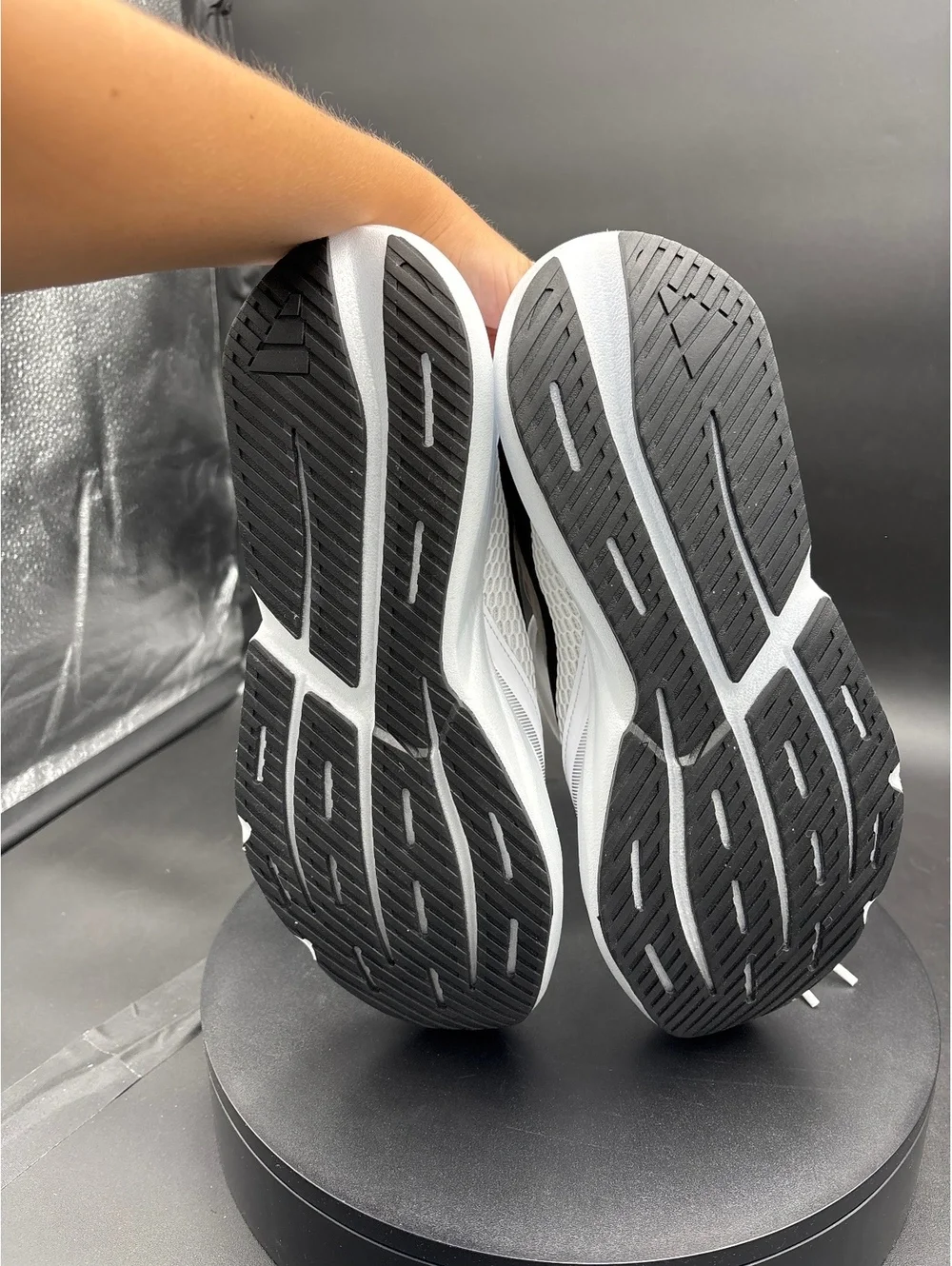 Adidas Lightblaze Glow Sportswear Sneakers White Black 9.5
